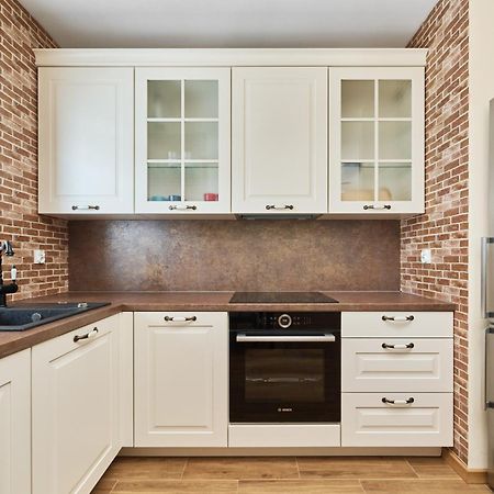 Wroclaw Rose Apartments By Noclegi Renters Extérieur photo