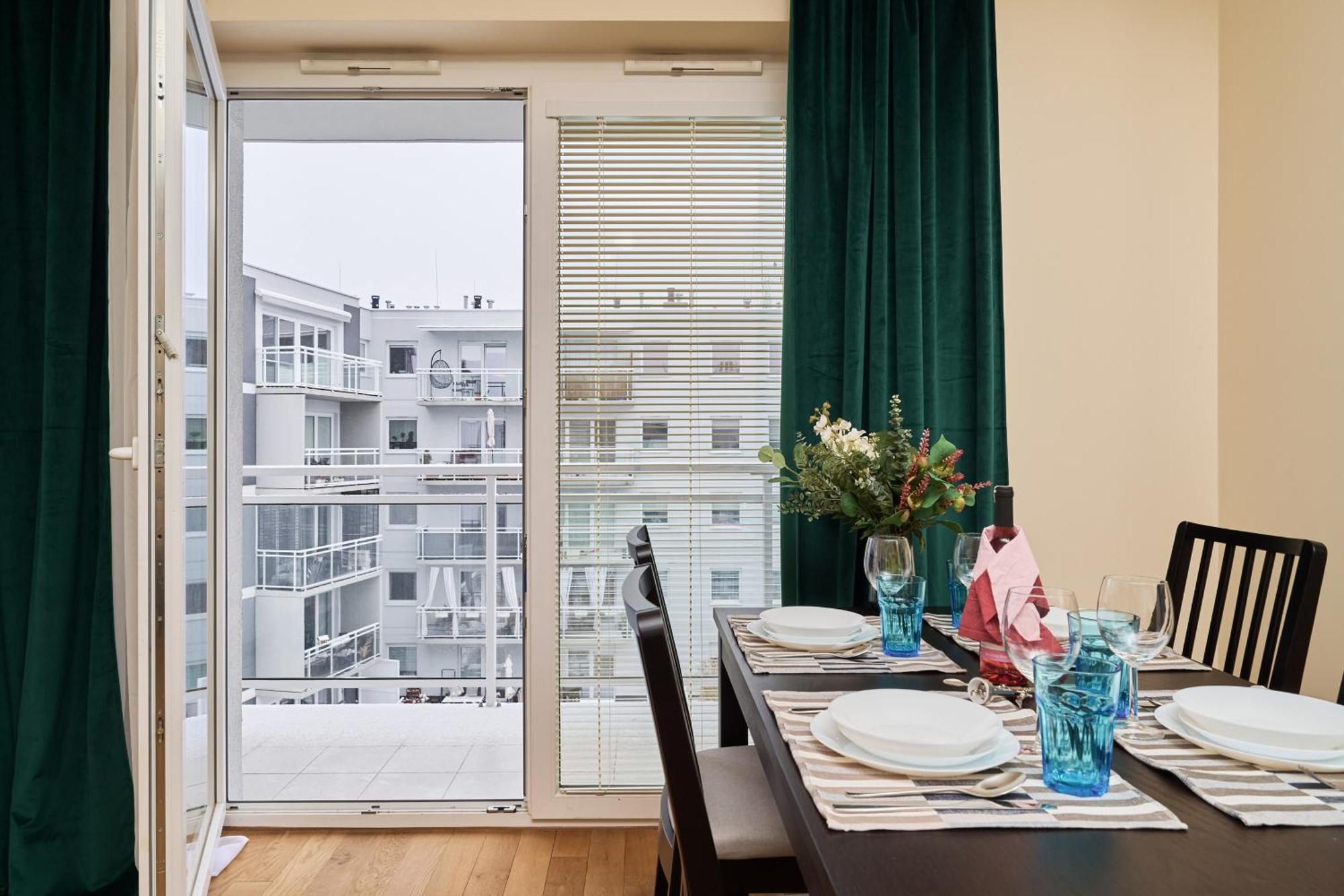 Wroclaw Rose Apartments By Noclegi Renters Extérieur photo
