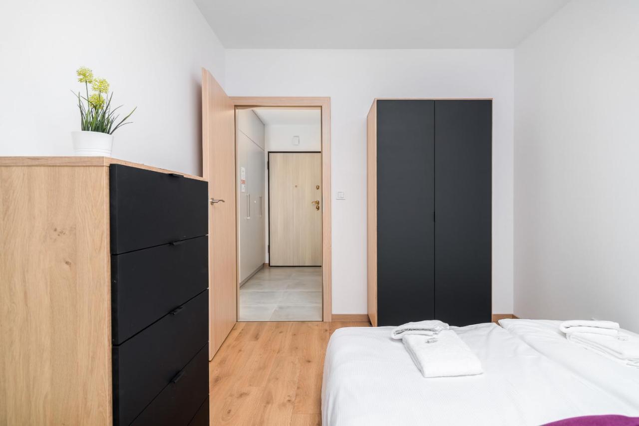 Wroclaw Rose Apartments By Noclegi Renters Extérieur photo